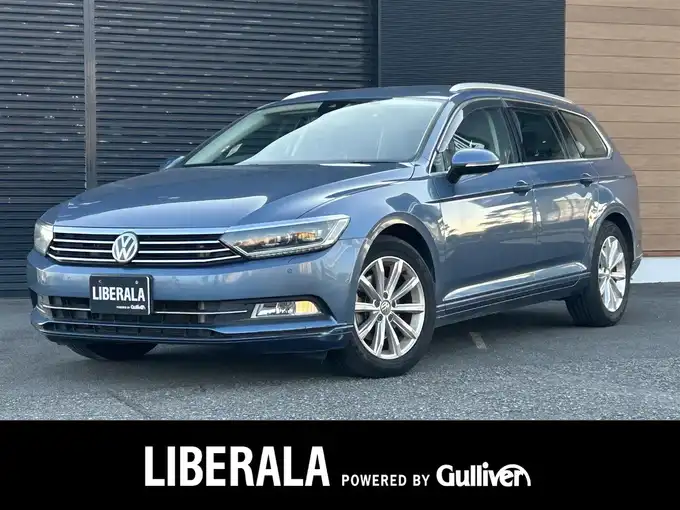 新着情報“パサートヴァリアントTSIコンフォートライン”2015年式青入荷しました！