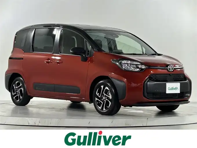 新着情報“シエンタG”2025年式赤入荷しました！