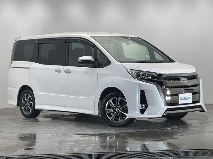 新着情報“ノアSi ダブルバイビーⅡ”2019年式ホワイトパールクリスタルシャイン入荷しました！