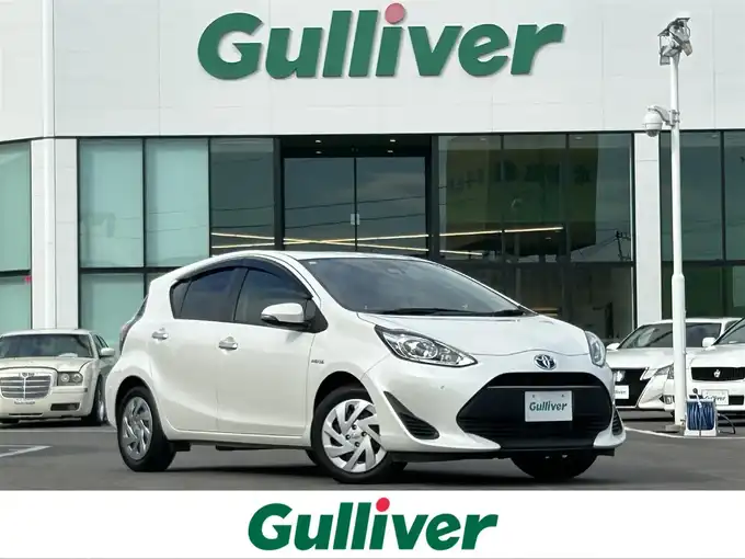 新着情報“アクアSスタイルブラック”2019年式ホワイトパールクリスタルシャイン入荷しました！