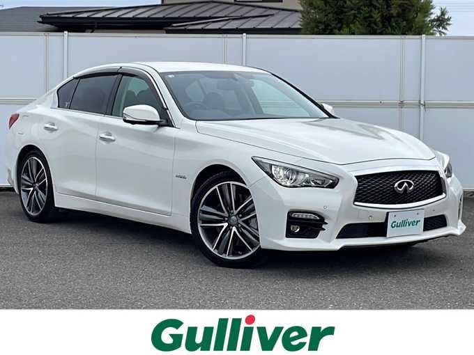 新着情報“スカイライン350GT FOUR ハイブリッド タイプSP”2014年式クリスタルホワイトパール入荷しました！
