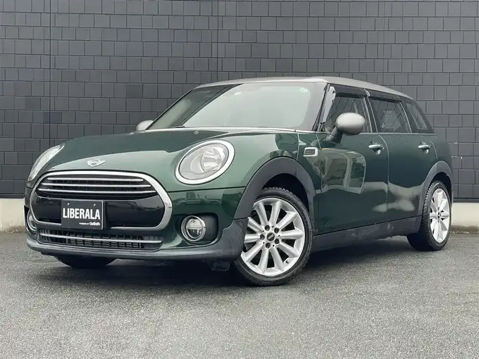 新着情報“ＭＩＮＩクーパー クラブマン”2016年式ブリティッシュ・レーシング・グリーン・メタリック入荷しました！