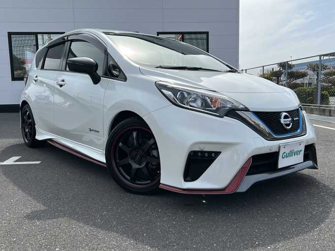 新着情報“ノートe－パワーニスモ”2019年式ブリリアントホワイトパール入荷しました！