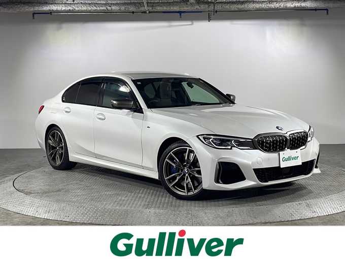 新着情報“３シリーズM340i xDrive”2021年式ミネラルホワイト入荷しました！