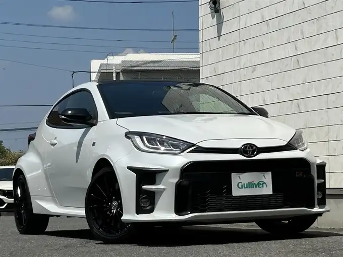 新着情報“ＧＲヤリスRZ”2021年式プラチナホワイトパールマイカ入荷しました！
