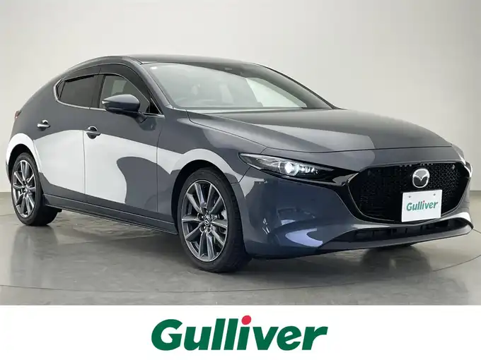 新着情報“ＭＡＺＤＡ３ファストバックXD Lパッケージ”2020年式ポリメタルグレーM入荷しました！