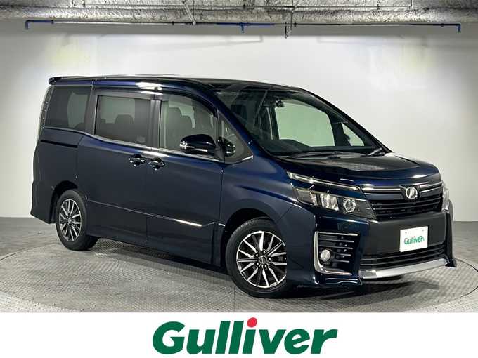 新着情報“ヴォクシーZS”2014年式ブラッキッシュアゲハガラスフレーク入荷しました！