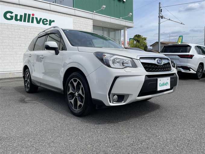 新着情報“フォレスターS－リミテッド”2015年式クリスタルホワイトP入荷しました！