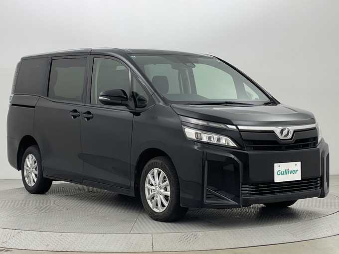 新着情報“ヴォクシーX”2018年式ブラック入荷しました！