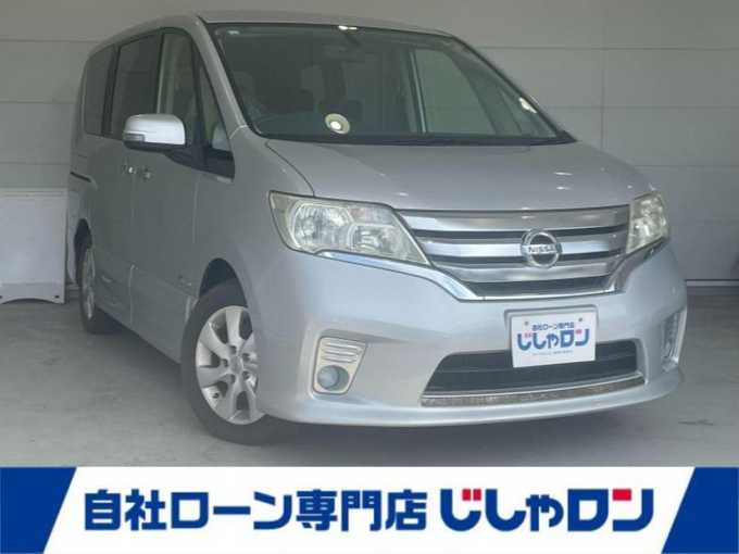 新着情報“セレナハイウェイスター S－ハイブリッド”2013年式ブリリアントシルバー入荷しました！