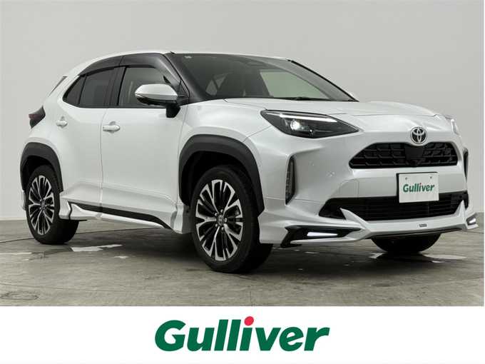 新着情報“ヤリスクロスハイブリッドZ”2024年式プラチナホワイトパールマイカ入荷しました！