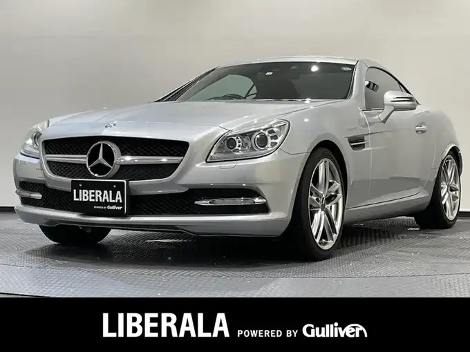 新着情報“ＳＬＫSLK200ブルーエフィシェンシー”2011年式イリジウムシルバー入荷しました！