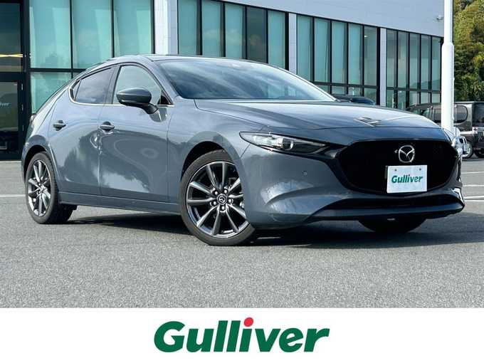 新着情報“ＭＡＺＤＡ３ファストバック15Sツーリング”2021年式ポリメタルグレーM入荷しました！