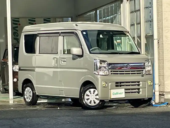 新着情報“エブリイジョイン”2024年式モスグレーメタリック入荷しました！