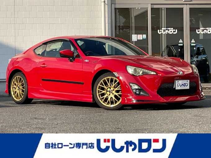 新着情報“８６GT”2013年式ライトニングレッド入荷しました！