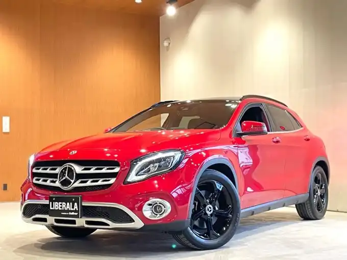 新着情報“ＧＬＡクラスGLA220 4マチック”2017年式ジュピターレッド入荷しました！