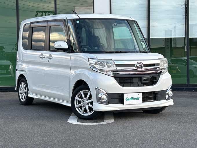 新着情報“タントカスタムX SA”2013年式パールホワイトⅢ入荷しました！