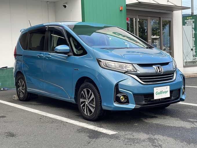 新着情報“フリードハイブリッドハイブリッド・Gホンダセンシング”2017年式ブルーホライゾンM入荷しました！
