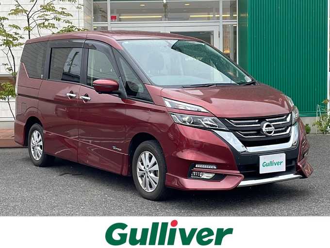 新着情報“セレナハイウェイスター Vセレクション”2017年式マルーンレッド入荷しました！