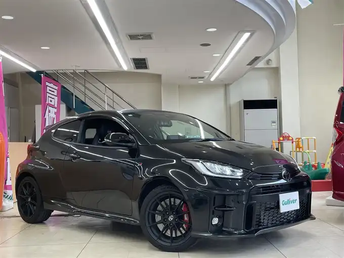 新着情報“ＧＲヤリスRZ ハイパフォーマンス”2020年式プレシャスブラックパール入荷しました！