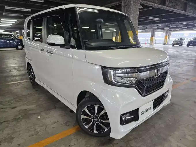 新着情報“Ｎ－ＢＯＸカスタムG・Lホンダセンシング”2020年式プラチナホワイトパール入荷しました！