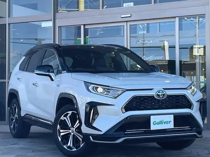 新着情報“ＲＡＶ４ ＰＨＶブラックトーン”2021年式ブラック/ホワイトパールクリスタルシャイン 2トーン入荷しました！
