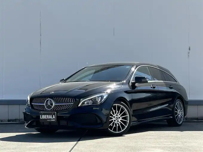 新着情報“ＣＬＡクラス シューティングブレークCLA180 シューティングブレーク AMG スタイル”2018年式コスモスブラック入荷しました！