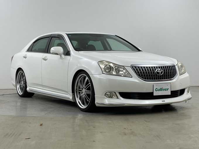 新着情報“クラウンマジェスタCタイプ”2010年式ホワイトパールクリスタルシャイン入荷しました！