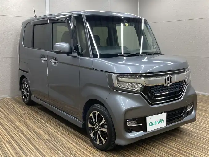 新着情報“Ｎ ＢＯＸカスタム G L ホンダセンシング”2018年式シャイニンググレーM入荷しました！