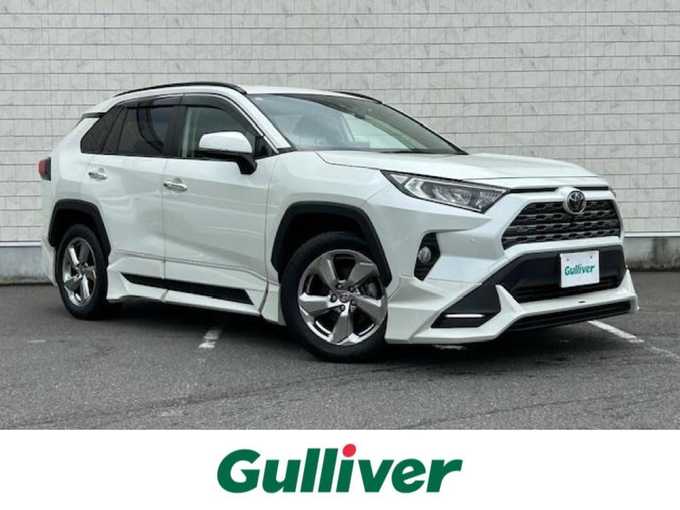 新着情報“ＲＡＶ４G”2021年式ホワイトパールクリスタルシャイン入荷しました！