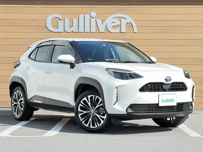 新着情報“ヤリスクロスZ”2020年式ホワイトパールクリスタルシャイン入荷しました！