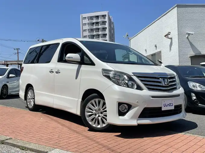 新着情報“アルファード240S”2013年式ホワイトパールクリスタルシャイン入荷しました！