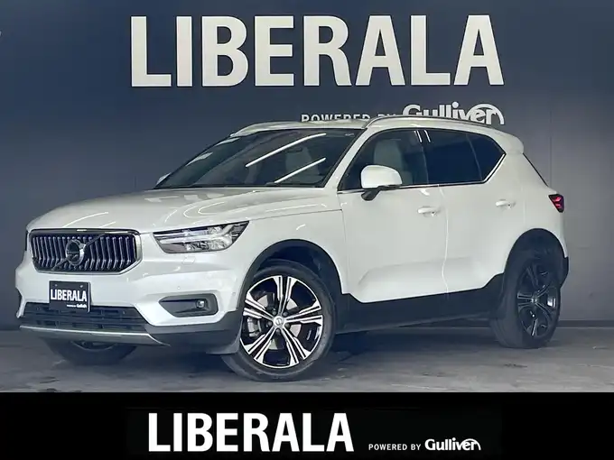 新着情報“ＸＣ４０T4 AWD インスクリプション”2019年式クリスタルホワイトP入荷しました！