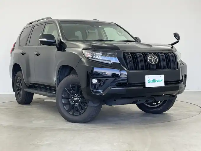 新着情報“ランドクルーザープラドTX Lパッケージ マットブラックエディション”2023年式ブラック入荷しました！
