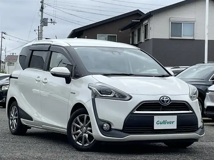 新着情報“シエンタハイブリッドG クエロ”2018年式ホワイトパールクリスタルシャイン入荷しました！