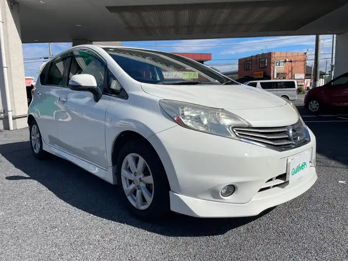 新着情報“ノートメダリスト”2012年式ブリリアントホワイトパール入荷しました！