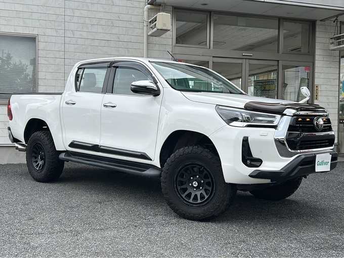 新着情報“ハイラックスZ”2021年式スーパーホワイトⅡ入荷しました！