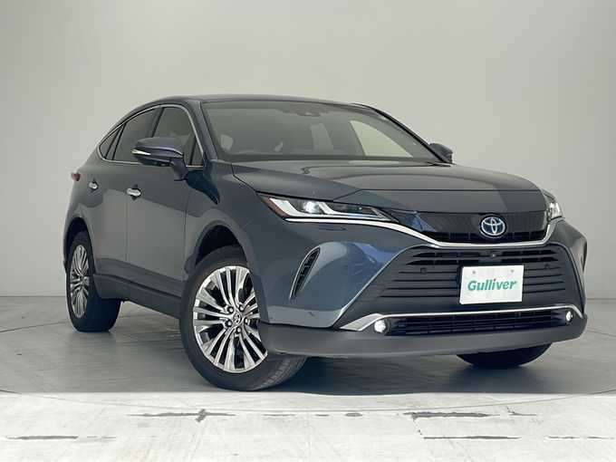 新着情報“ハリアーハイブリッドZ”2021年式スレートグレーメタリック入荷しました！