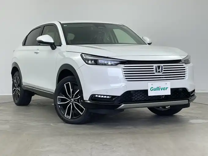 新着情報“ヴェゼルe:HEV Z”2025年式プラチナホワイトパール入荷しました！