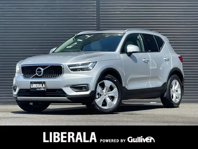新着情報“ＸＣ４０T4”2018年式ブライトシルバーM入荷しました！