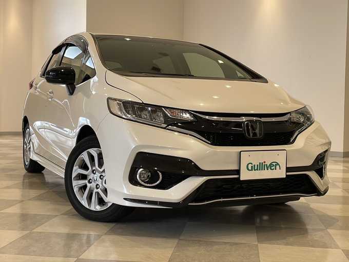 新着情報“フィット13G・S ホンダセンシング”2018年式プラチナホワイトパール入荷しました！