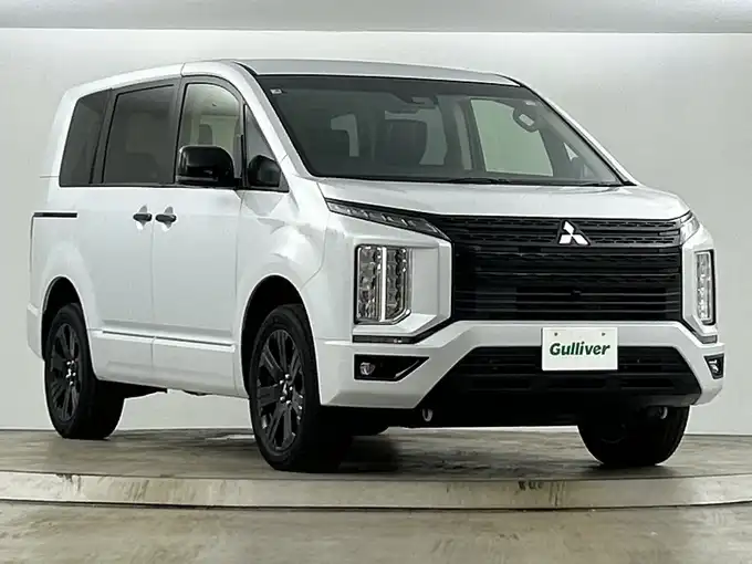 新着情報“デリカＤ：５シャモニー（電動サイドステップ非装着車）”2025年式ホワイトダイヤモンド入荷しました！