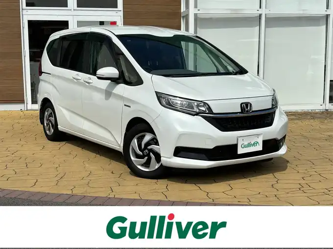 新着情報“フリード＋ハイブリッドハイブリッドG・ホンダセンシング”2019年式プラチナホワイトパール入荷しました！