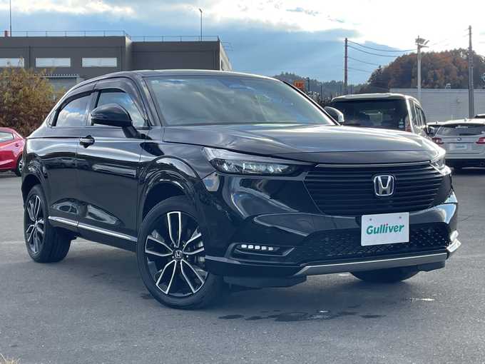 新着情報“ヴェゼルe:HEV Z”2021年式クリスタルブラックパール入荷しました！