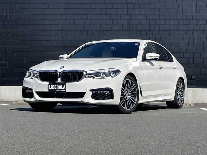 新着情報“５シリーズ523d Mスポーツ”2018年式アルピンホワイトⅢ入荷しました！
