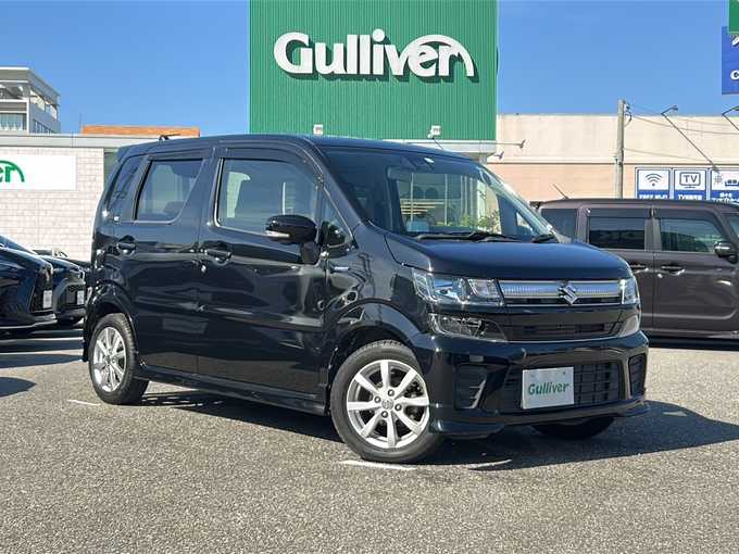 新着情報“ワゴンＲハイブリッドFZ セーフティパッケージ装着車”2017年式ブルーイッシュブラックパール3入荷しました！