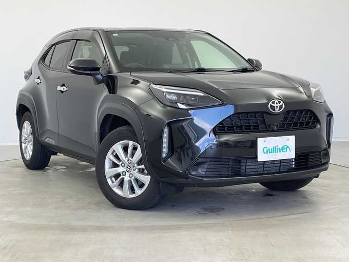 新着情報“ヤリスクロスG”2023年式ブラックマイカ入荷しました！