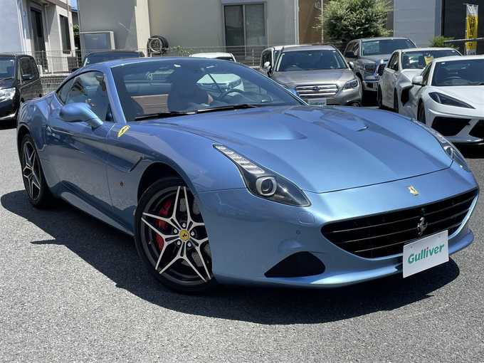 新着情報“カリフォルニアＴベースグレード”2016年式ライトブルー入荷しました！