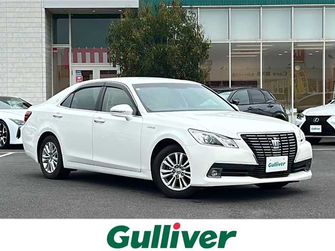 新着情報“クラウンハイブリッドロイヤルサルーン”2014年式ホワイトパールクリスタルシャイン入荷しました！