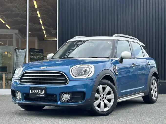 新着情報“ＭＩＮＩクーパーD クロスオーバー”2019年式アイランドブルー入荷しました！